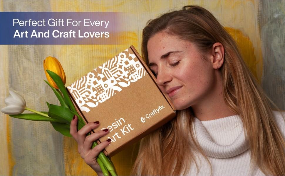 Complete guide to resin art